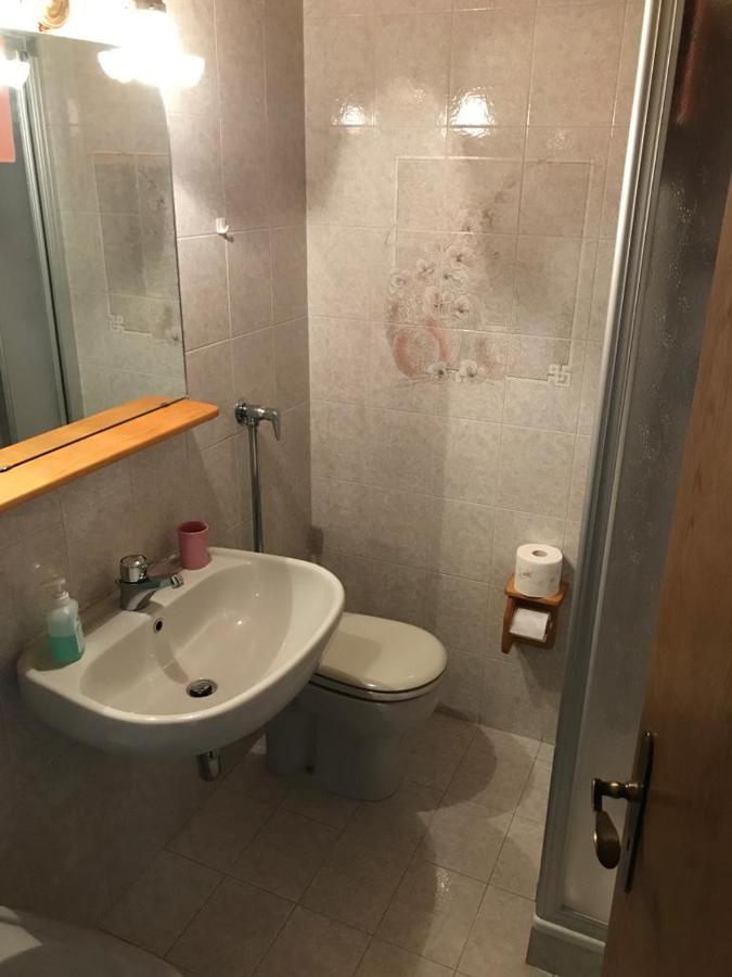 Affittacamere Iragidor Cortina d'Ampezzo Kamer foto